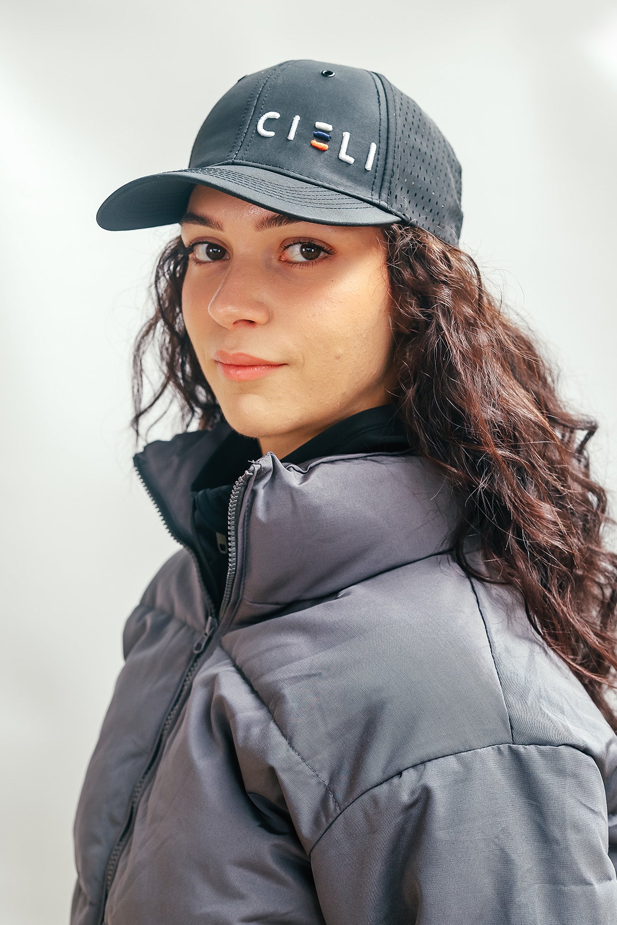 cieli equestrian peak cap black with embroidery