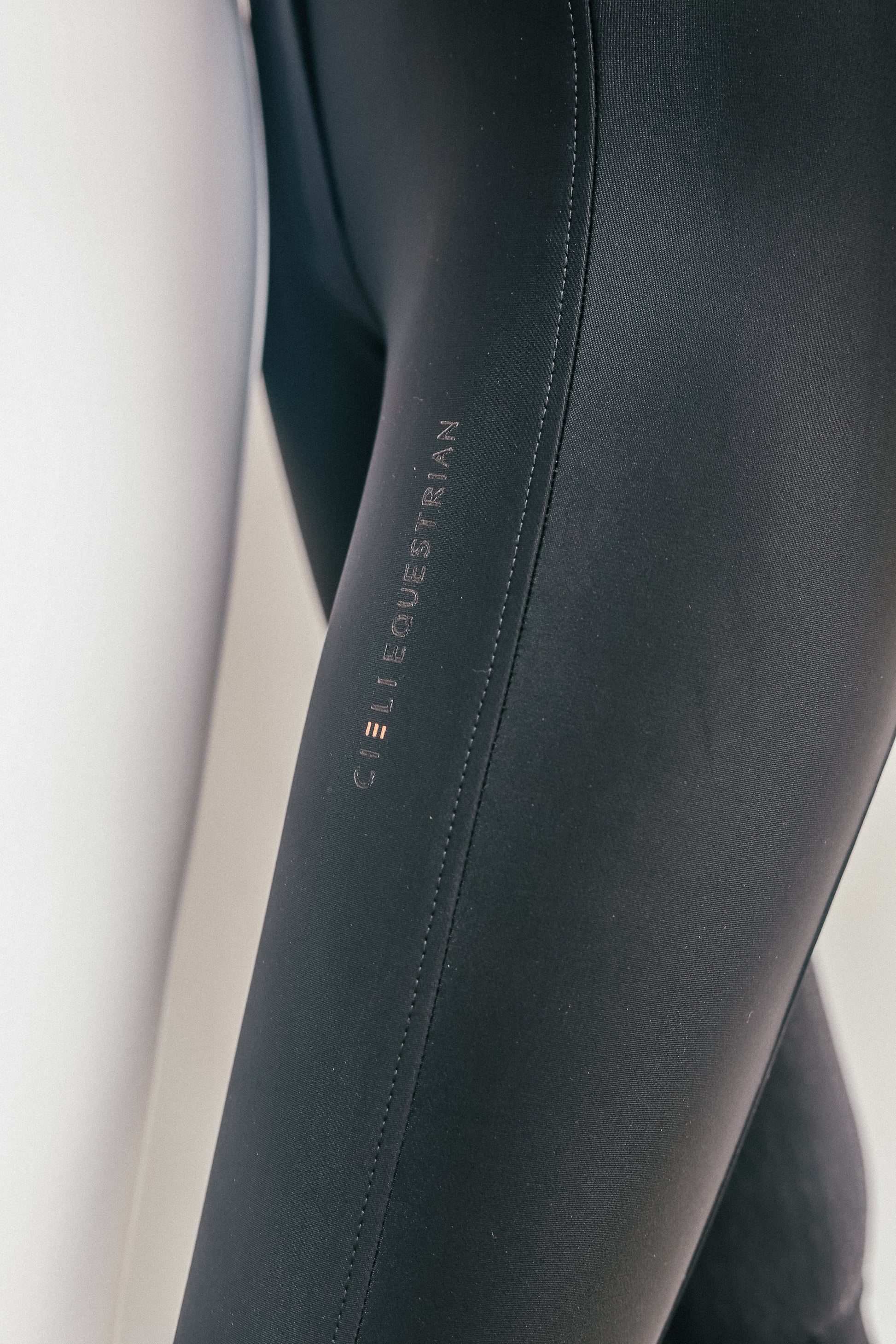 Close up of Cieli Equestrian Berlin everyday equestrian breeches with silicone branding