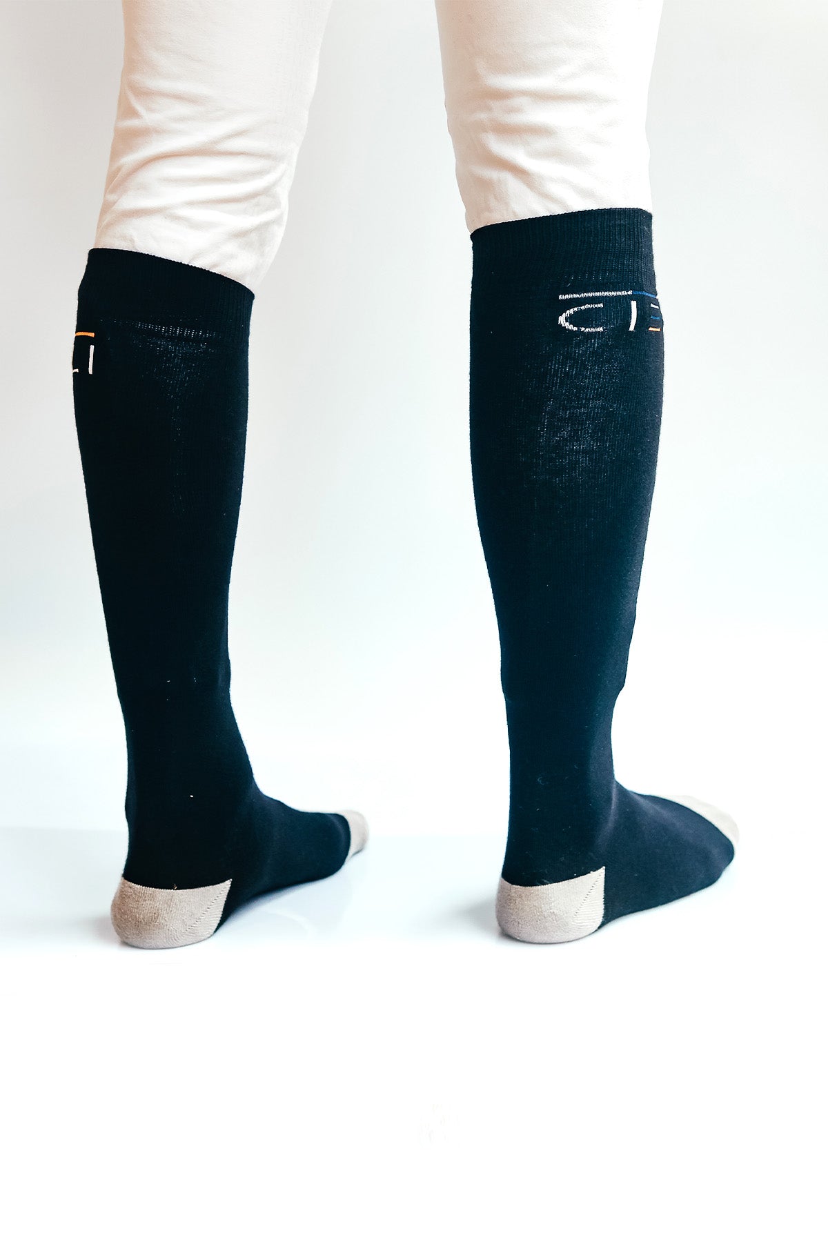 Man wearing Cieli Equestrian Everyday Riding Socks in black