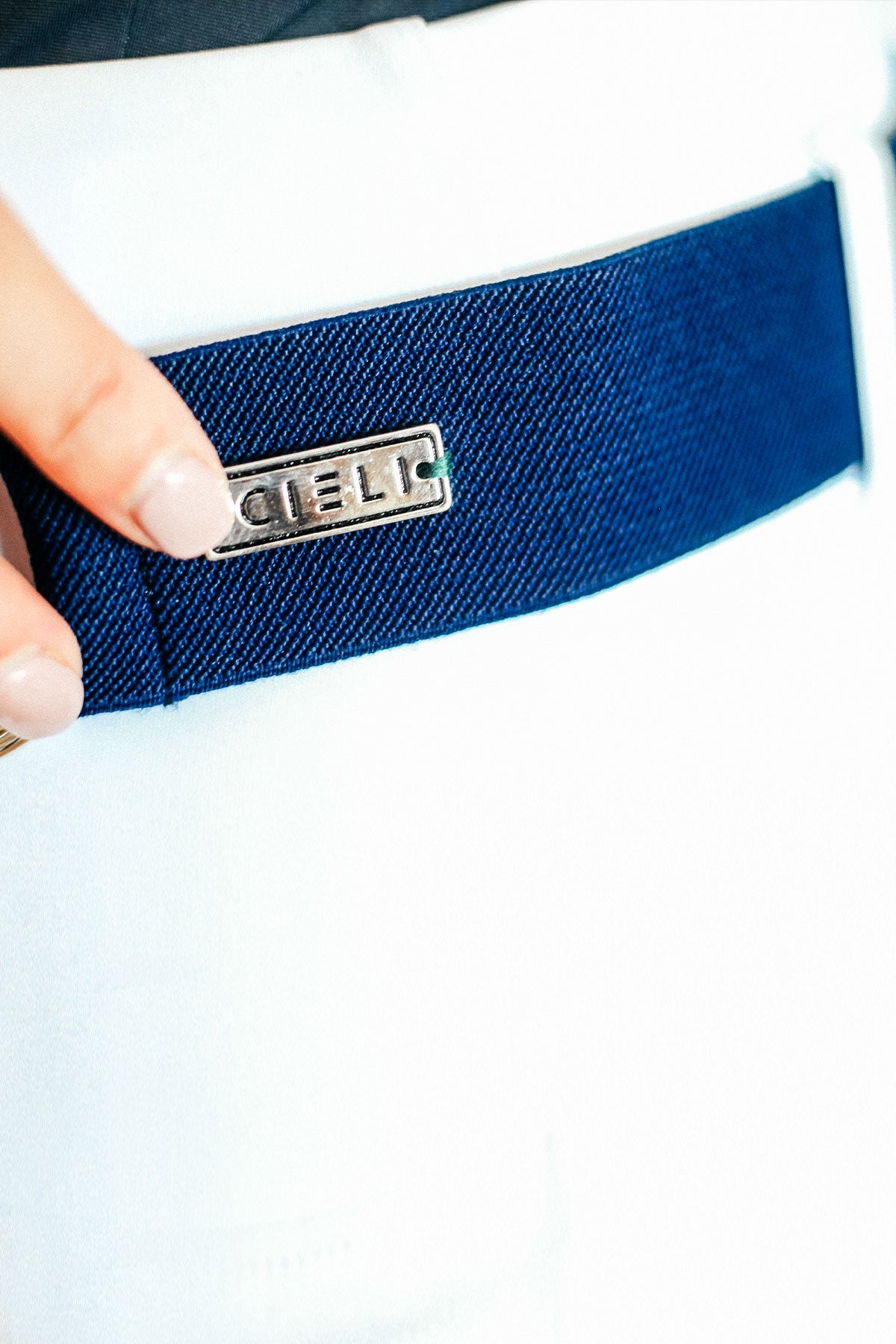 elastic bit belt